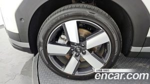 Hyundai Santafe Бензин 2.5T 2WD 2024 года из Южной Кореи