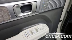 Hyundai Santafe Бензин 2.5T 2WD 2024 года из Южной Кореи