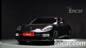Porsche Panamera 4.0 GTS 2023 года из Южной Кореи