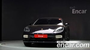 Porsche Panamera 4.0 GTS 2023 года из Южной Кореи