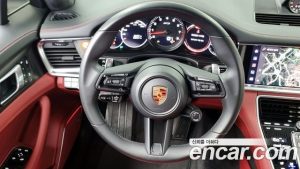 Porsche Panamera 4.0 GTS 2023 года из Южной Кореи