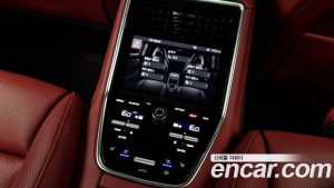 Porsche Panamera 4.0 GTS 2023 года из Южной Кореи