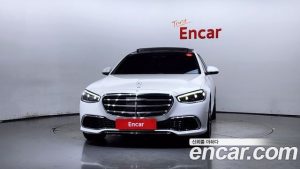 Mercedes-Benz S-Class S580L 4MATIC 2024 года из Южной Кореи