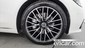 Mercedes-Benz S-Class S580L 4MATIC 2024 года из Южной Кореи