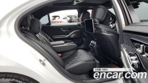 Mercedes-Benz S-Class S580L 4MATIC 2024 года из Южной Кореи