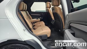 Land Rover Discovery P360 Dynamic HSE 2024 года из Южной Кореи