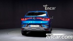 Renault-KoreaSamsung XM3 1.6 E-TECH Inspire 2023 года из Южной Кореи