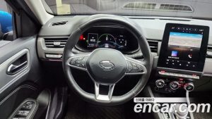 Renault-KoreaSamsung XM3 1.6 E-TECH Inspire 2023 года из Южной Кореи
