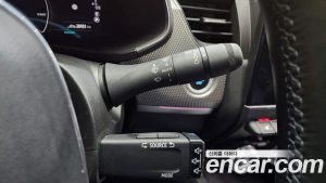 Renault-KoreaSamsung XM3 1.6 E-TECH Inspire 2023 года из Южной Кореи