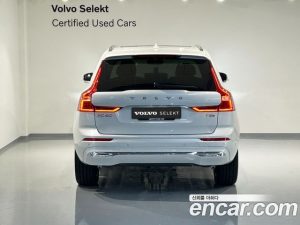 Volvo XC60 T8 Ultra Bright 2025 года из Южной Кореи