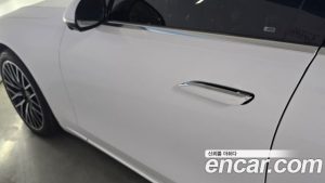 Mercedes-Benz S-Class S580L 4MATIC 2024 года из Южной Кореи