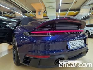 Porsche 911 CARRERA 4 GTS Cabriolet 2024 года из Южной Кореи