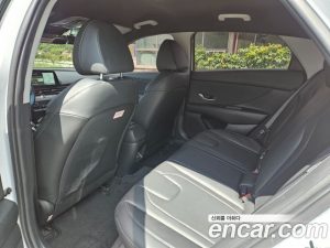 Hyundai AVANTE 1.6 2024 года из Южной Кореи
