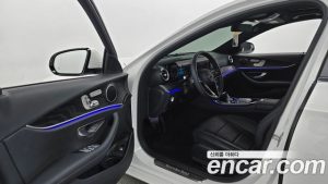Mercedes-Benz E-Class E250 Avantgarde 2023 года из Южной Кореи