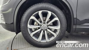 Renault-KoreaSamsung QM6 2.0 LPe LE Signature 2WD 2022 года из Южной Кореи