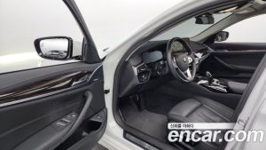 BMW 5-Series 523d xDrive Luxury 2023 года из Южной Кореи
