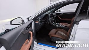 Audi A5 45 TFSI 4WD Premium Sportback 2023 года из Южной Кореи