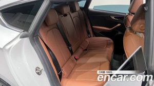 Audi A5 45 TFSI 4WD Premium Sportback 2023 года из Южной Кореи