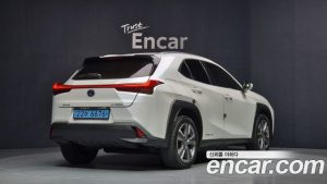 Lexus UX 2WD 2022 года из Южной Кореи