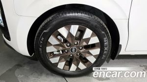 Hyundai Staria 2WD Camper 2024 года из Южной Кореи