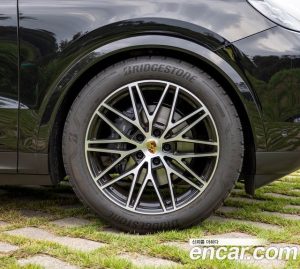 Porsche Cayenne 3.0 2024 года из Южной Кореи