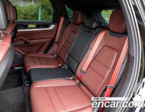 Porsche Cayenne 3.0 2024 года из Южной Кореи