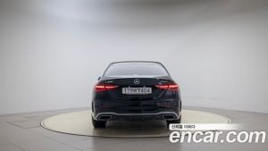 Mercedes-Benz C-Class C300 4MATIC AMG Line 2023 года из Южной Кореи