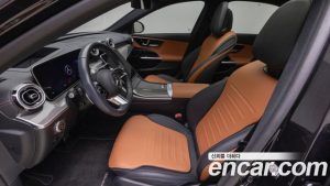 Mercedes-Benz C-Class C300 4MATIC AMG Line 2023 года из Южной Кореи