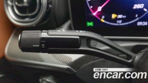 Mercedes-Benz C-Class C300 4MATIC AMG Line 2023 года из Южной Кореи