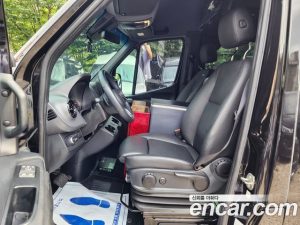 Mercedes-Benz Sprinter 3.0 Дизель 2023 года из Южной Кореи