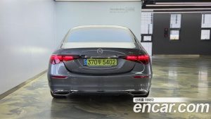 Mercedes-Benz S-Class S580L 4MATIC 2024 года из Южной Кореи
