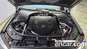 Mercedes-Benz S-Class S580L 4MATIC 2024 года из Южной Кореи