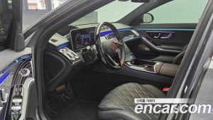 Mercedes-Benz S-Class S580L 4MATIC 2024 года из Южной Кореи