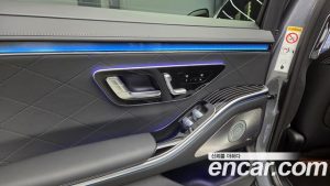 Mercedes-Benz S-Class S580L 4MATIC 2024 года из Южной Кореи