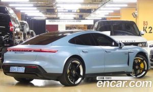 Porsche Taycan Turbo S 2023 года из Южной Кореи