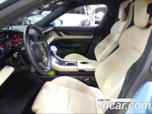 Porsche Taycan Turbo S 2023 года из Южной Кореи