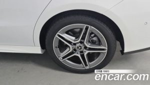 Mercedes-Benz CLA-Class CLA250 4MATIC 2025 года из Южной Кореи
