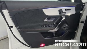 Mercedes-Benz CLA-Class CLA250 4MATIC 2025 года из Южной Кореи