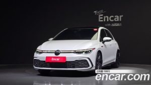 Volkswagen Golf 2.0 GTI 2024 года из Южной Кореи