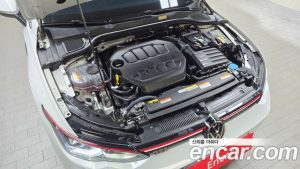Volkswagen Golf 2.0 GTI 2024 года из Южной Кореи