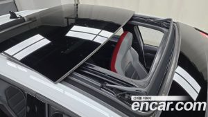 Volkswagen Golf 2.0 GTI 2024 года из Южной Кореи
