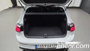 Volkswagen Golf 2.0 GTI 2024 года из Южной Кореи