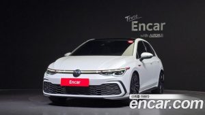 Volkswagen Golf 2.0 GTI 2024 года из Южной Кореи