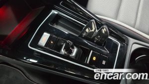 Volkswagen Golf 2.0 GTI 2024 года из Южной Кореи