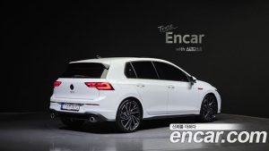 Volkswagen Golf 2.0 GTI 2024 года из Южной Кореи