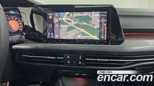 Volkswagen Golf 2.0 GTI 2024 года из Южной Кореи