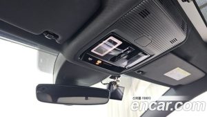 Volkswagen Golf 2.0 GTI 2024 года из Южной Кореи