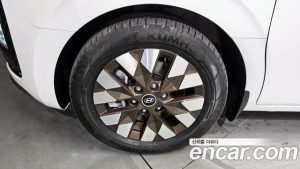 Hyundai Staria 2WD Camper 2024 года из Южной Кореи