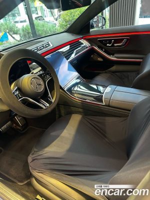 Mercedes-Benz S-Class Maybach S580 4MATIC 2025 года из Южной Кореи