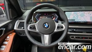 BMW X7 xDrive 40i M Sport 7-Seater 2025 года из Южной Кореи